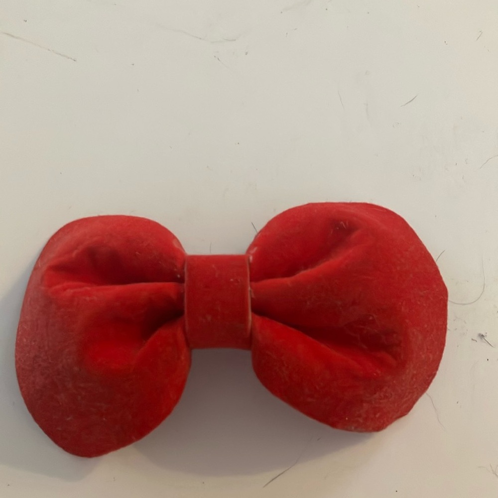 FINAL MARKDOWN Red velvet bow